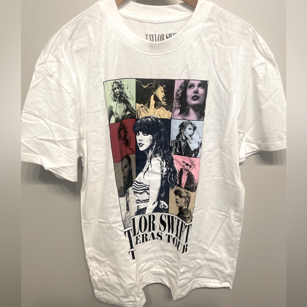 Brand New! Taylor Swift US The Eras Tour T-Shirt from Chicago Merch Truck